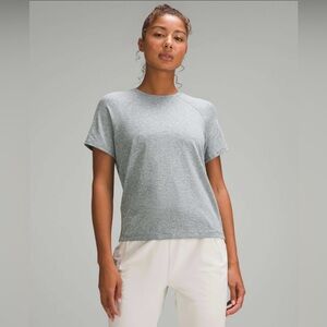 Lululemon license to train classic-fit t-shirt